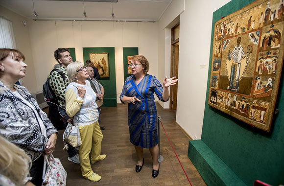 Музей представил выставку, посвященную стихиям, в Кемеровском музее