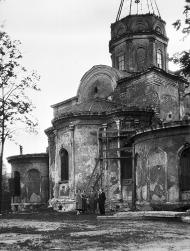 Презентация фотоальбома, посвященного архитектурному ансамблю Спасо-Андроникова монастыря